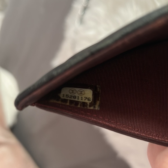 Authentic Chanel wallet - Picture 5 of 16